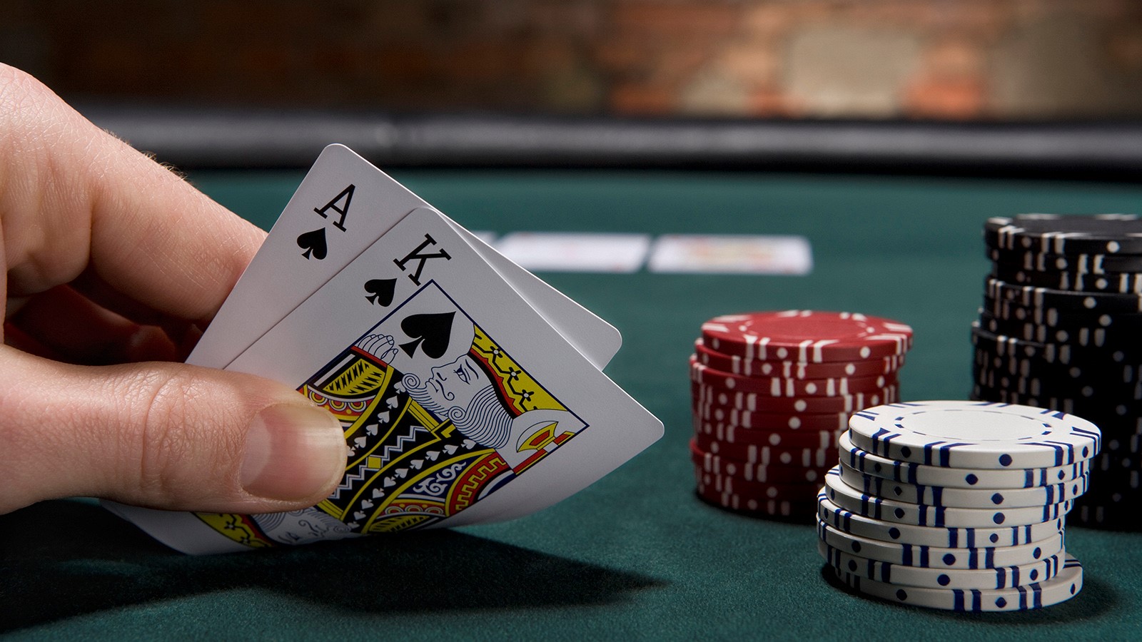 Few Notes on How to Play Blackjack for Beginners in an Online Casino